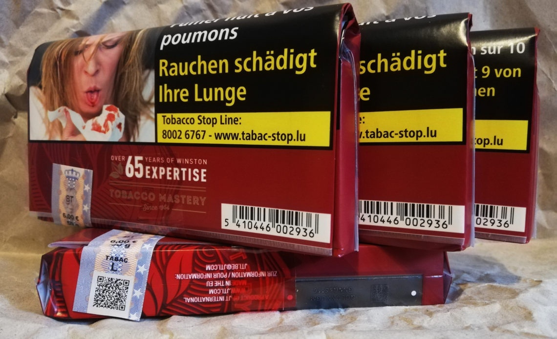 Paquet de tabac à rouler provenant du Luxembourg.