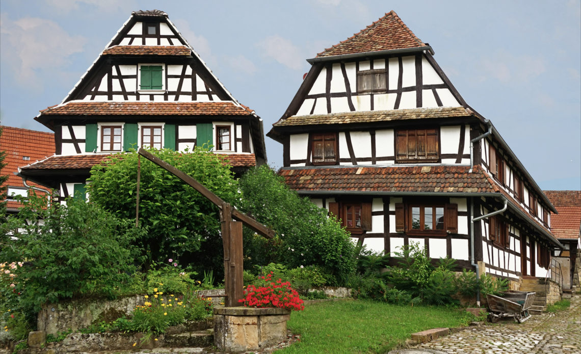 Maisons traditionnelles d'Hunspach, dans le Bas-Rhin. Crédit : Jean-Pierre Dalbéra.