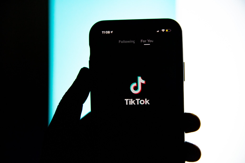 Les contenus explicites dans l'ombre de TikTok